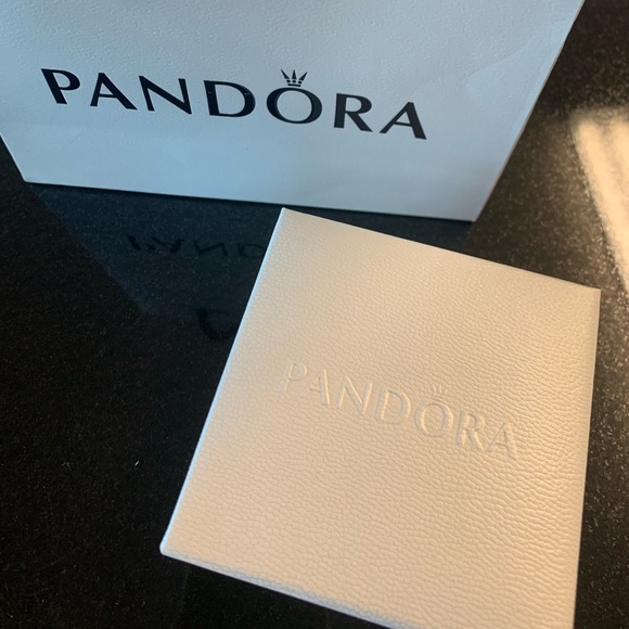 Pandora bracelet - Picture 3 of 3